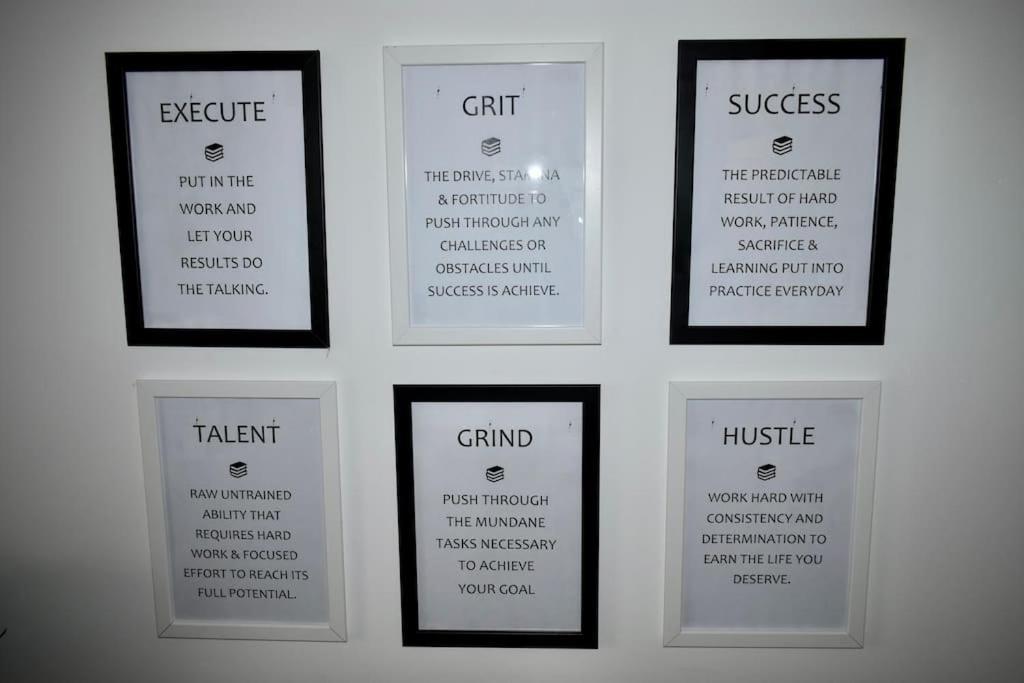 Tottenham Hotspurs Stays At The Gascoigne Suite Лондон Экстерьер фото